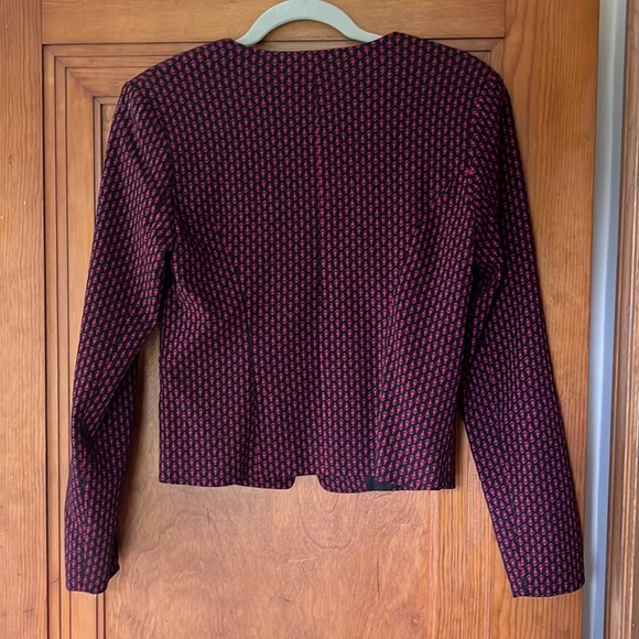 Cropped blazer in red and black print! - Picture 2 of 2